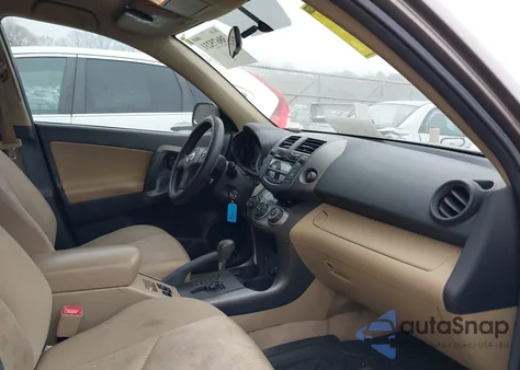 2011 Toyota Rav4 z USA, uszkodzony, nr VIN 2T3ZF4DV3BW075258